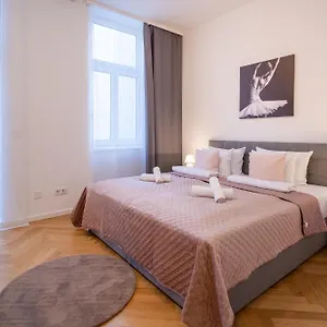 Sweet - , Wien Österreich